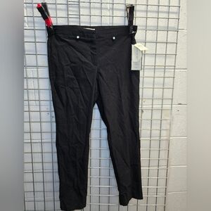 Elegant Black Cropped Women's Jeans